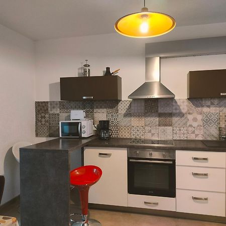 Odessa Mama Apartment Bijela Exterior photo